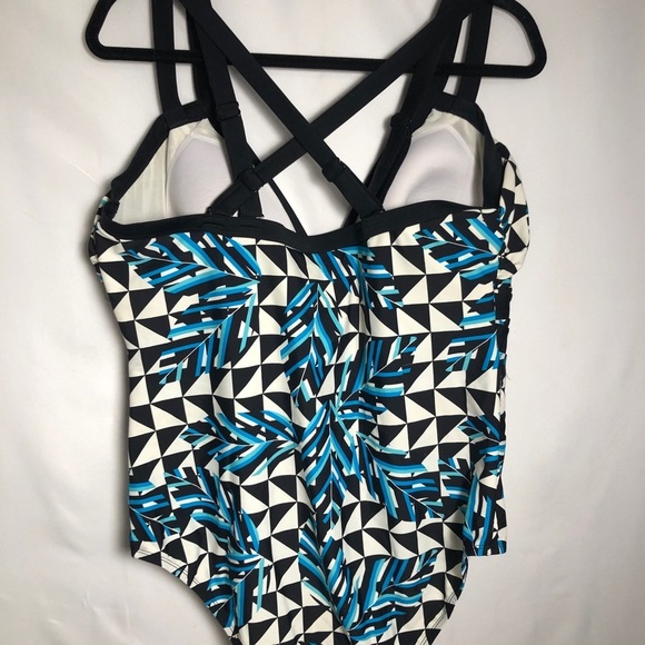 Womens Blue, Black, White Swimsuit. Size 18. By: Cactus. Like New. - Picture 7 of 9